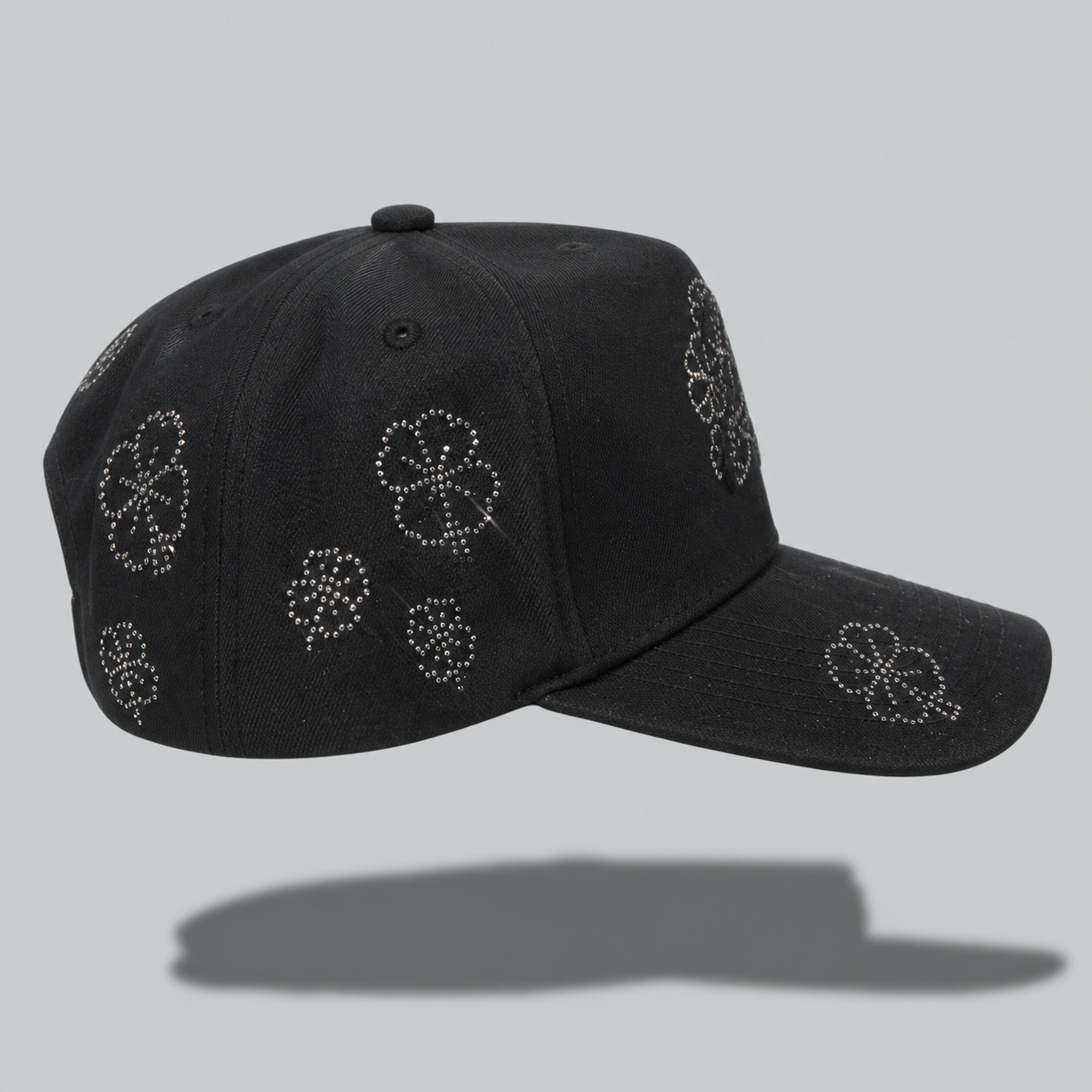 Clover Jeweled With Black Metallic B